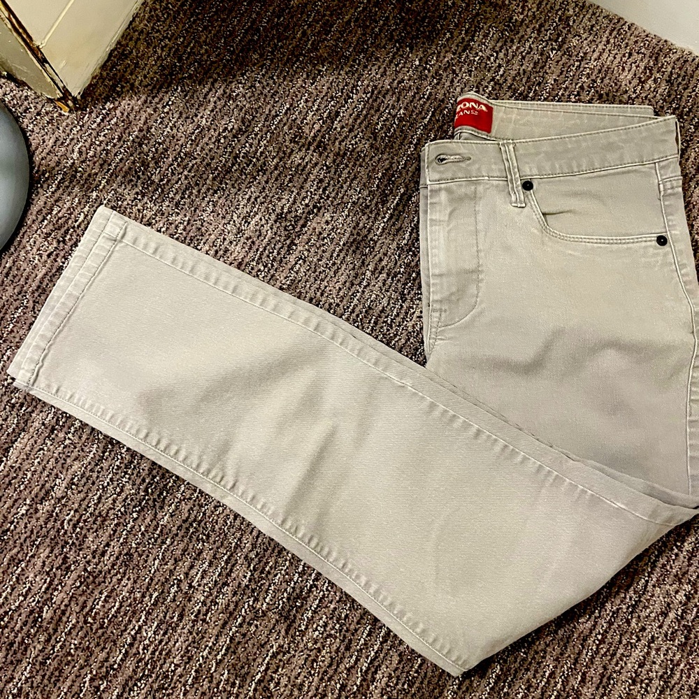Light gray Skinny Jeans 32x32